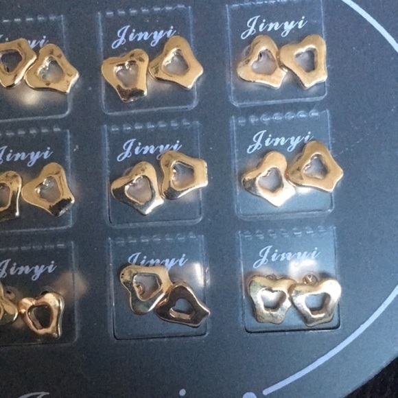 Set of 12 Tiny Apple Party Earrings - Picture 3 of 7